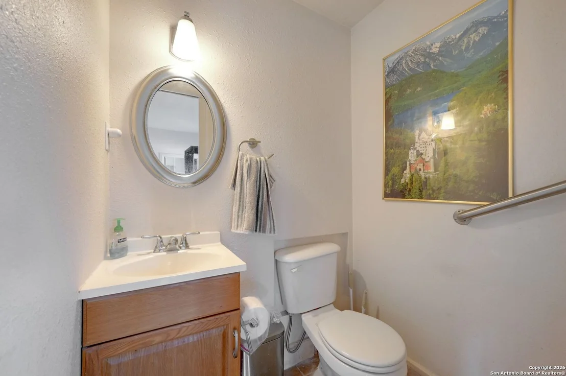 Photo of 1405 FOREST VIEW DR