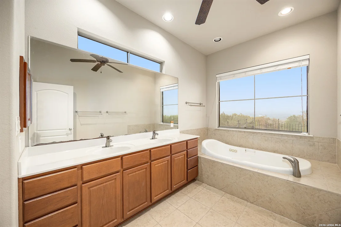Photo of 217 High Point Cir