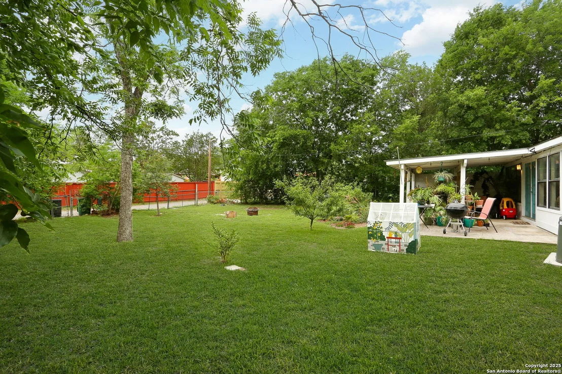 Photo of 202 Beverly Drive