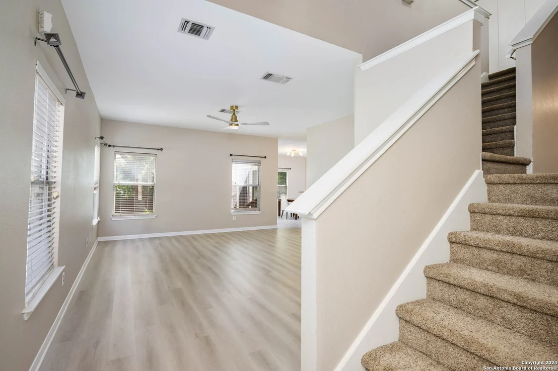 Photo of 13667 Bridgeview