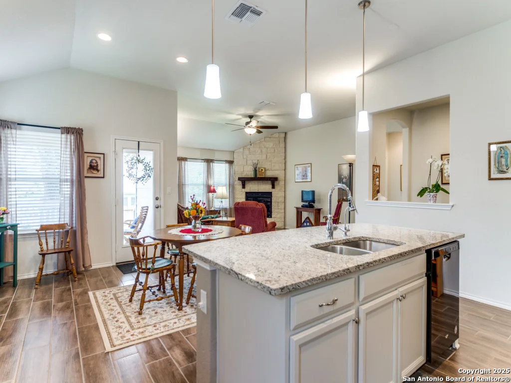 Photo of 112 Braeburn