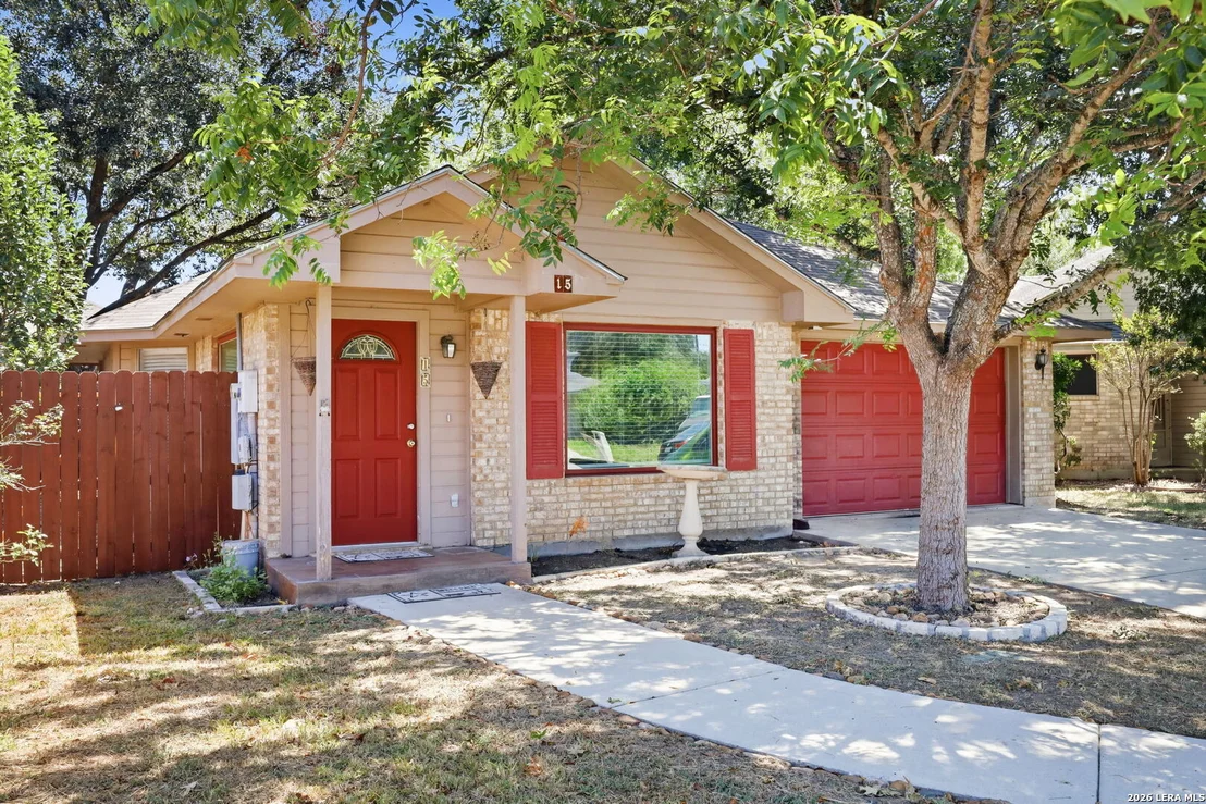 Photo of 15 SHADOW CIR