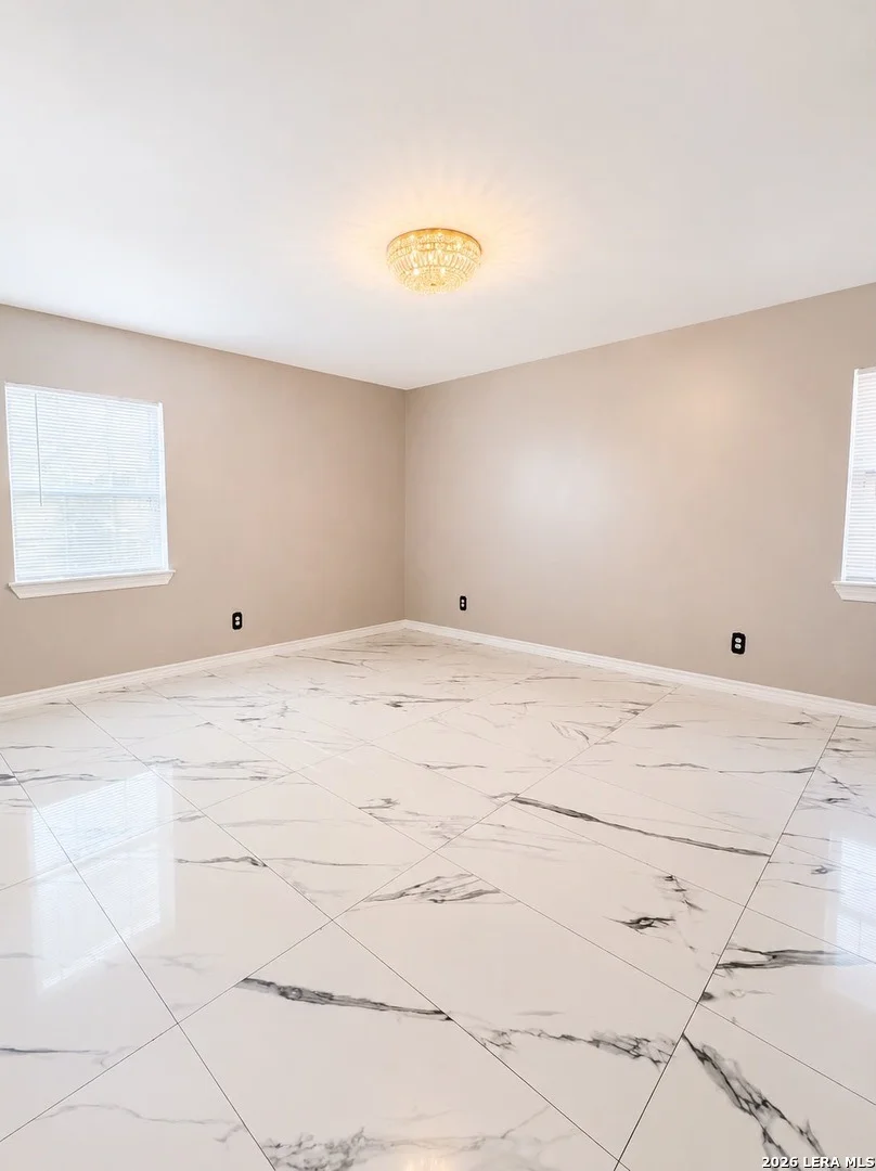 Photo of 1203 N Bibb Ave