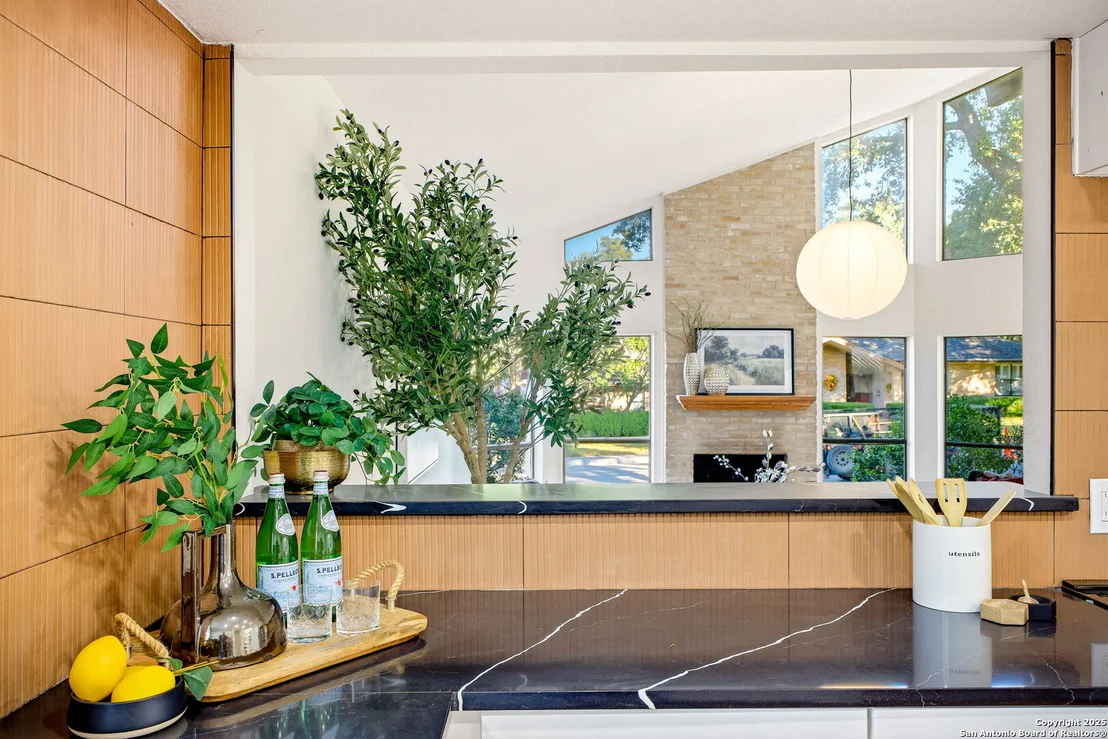 Photo of 6302 Cypress