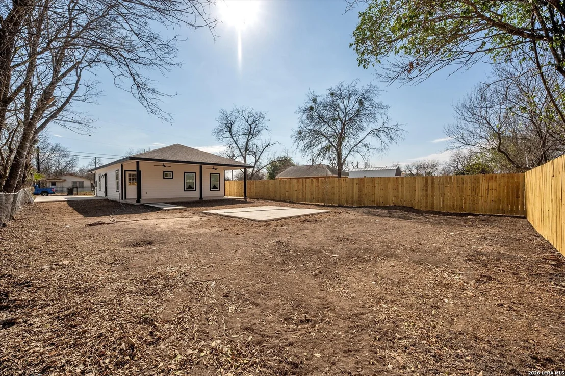 Photo of 531 Sunglo