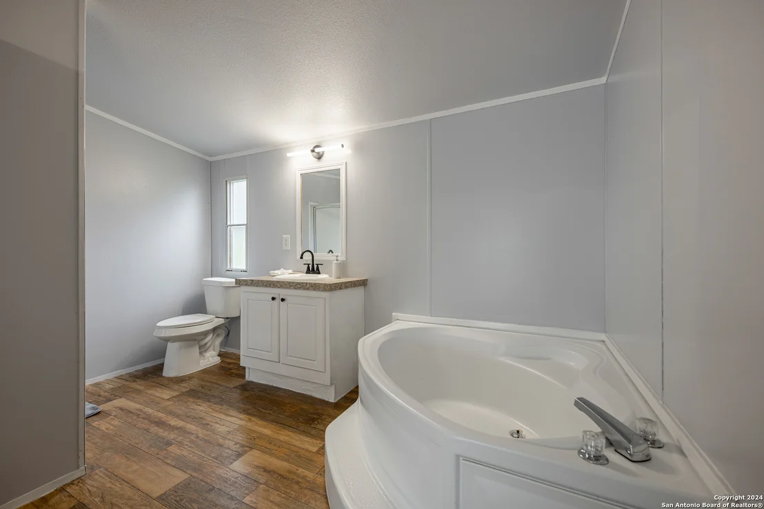 Photo of 114 County Road 5604