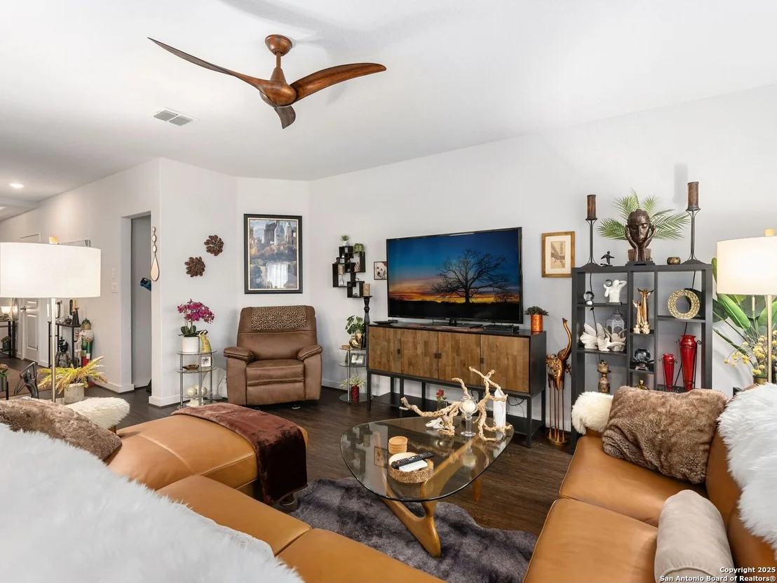 Photo of 10744 Rosalina Loop