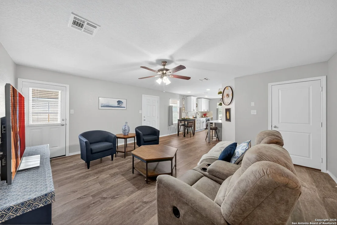Photo of 14911 Cologne Mill