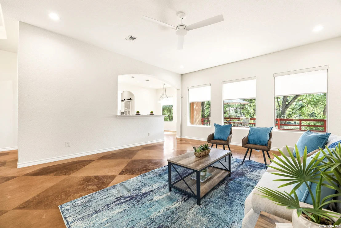 Photo of 541 Saxet Trail
