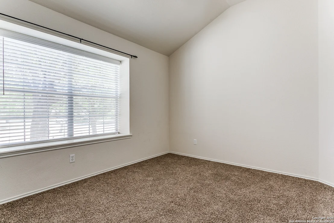 Photo of 2154 HIDDEN MDW
