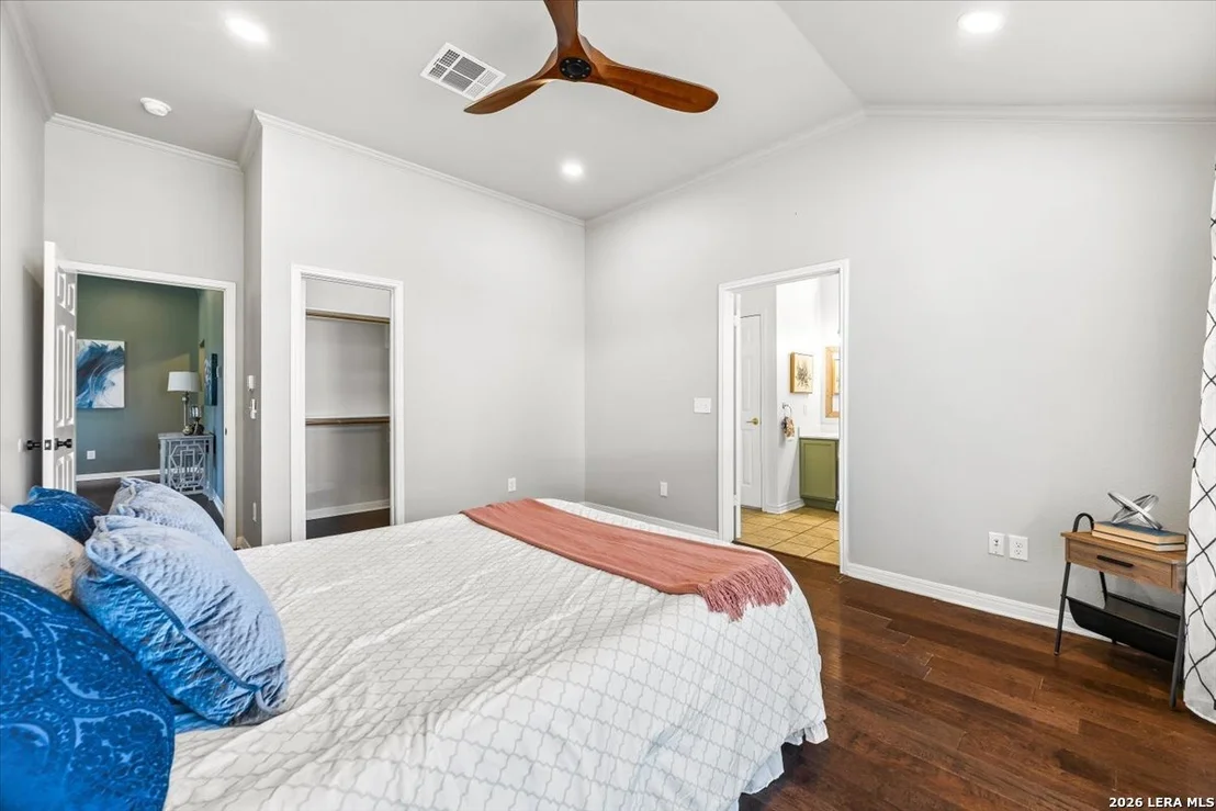 Photo of 2516 Grove Park