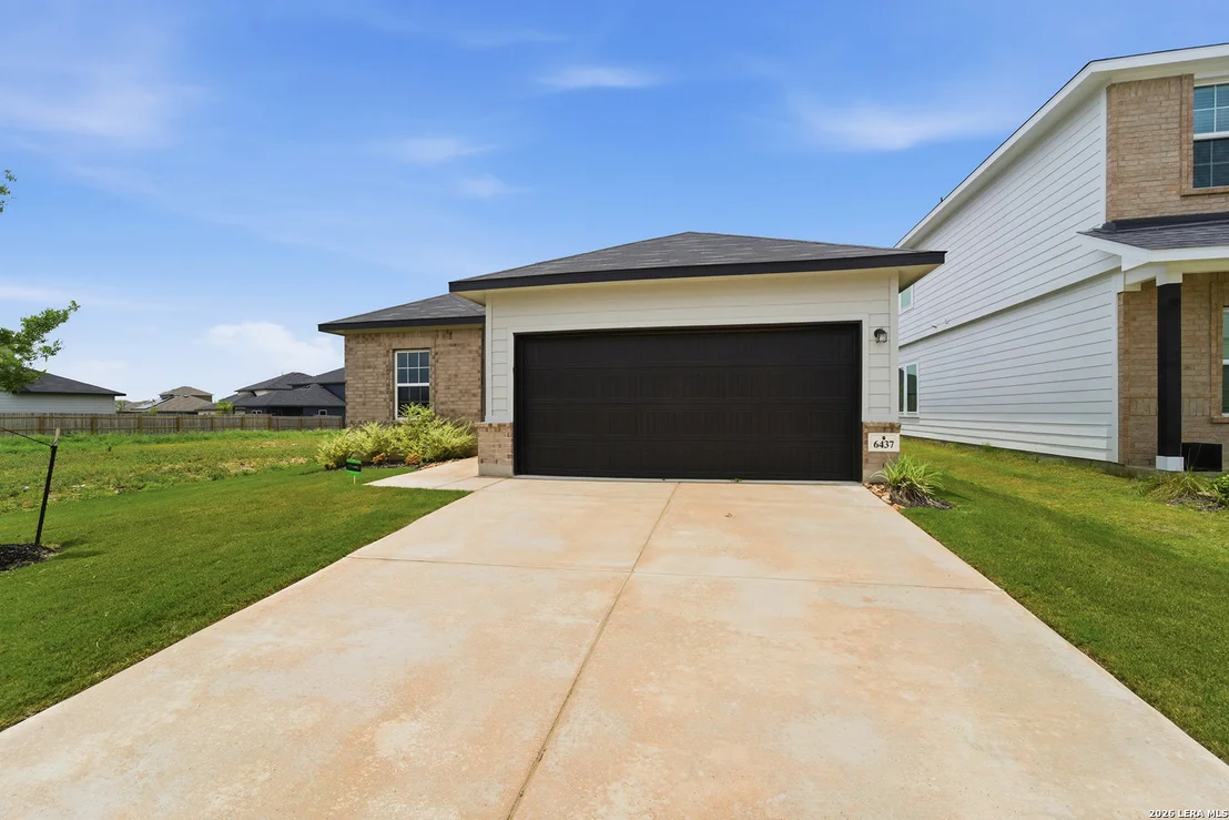 Photo of 6437 Scooby Acres