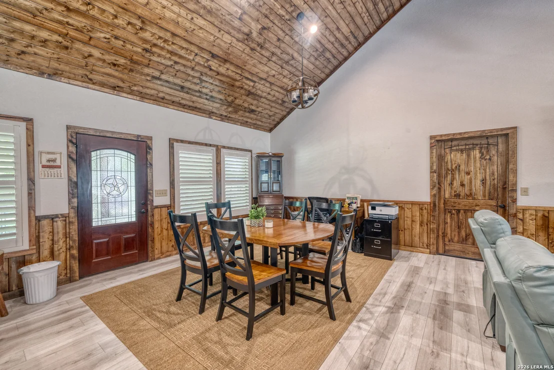 Photo of 863 Flatrock Circle