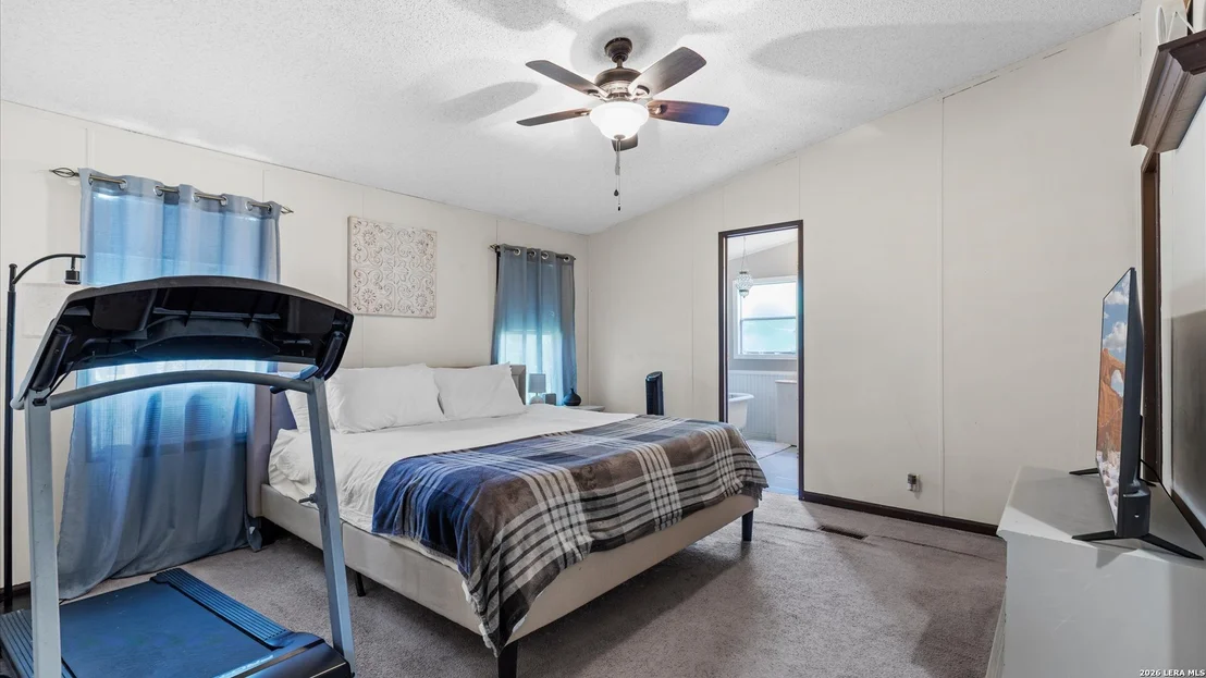Photo of 164 OAK CV