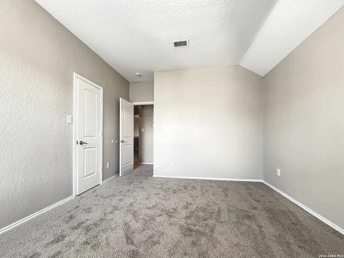 Photo of 584 SADDLEHORN WAY