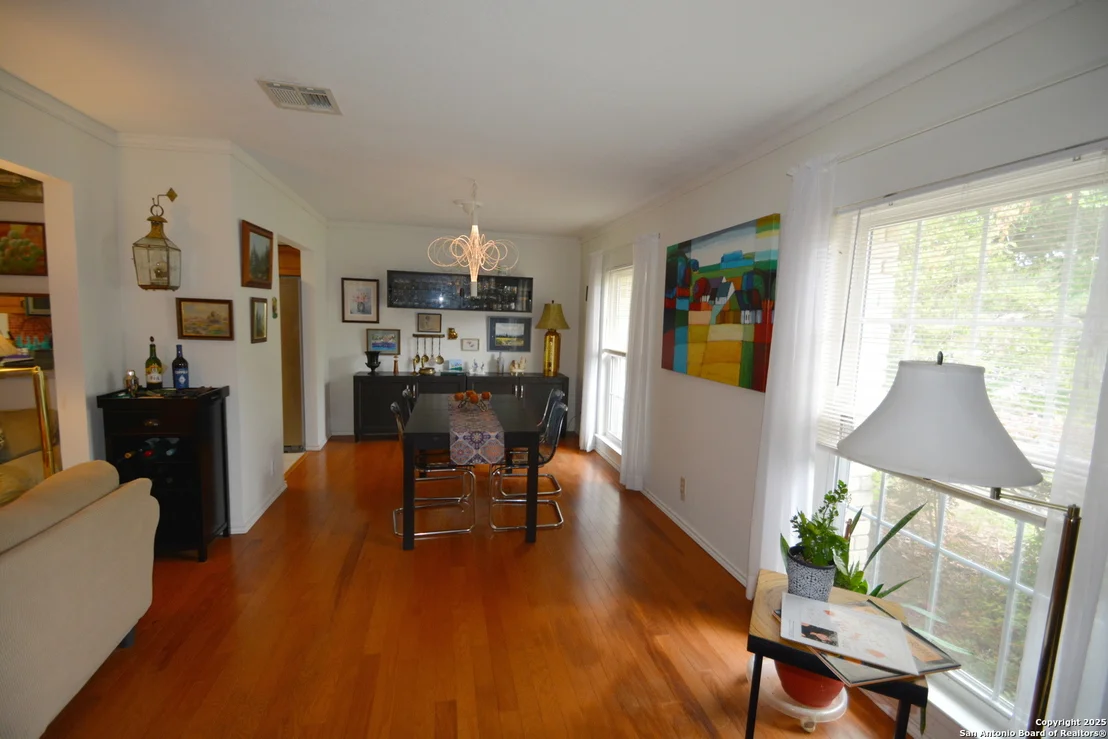 Photo of 8822 Thatch