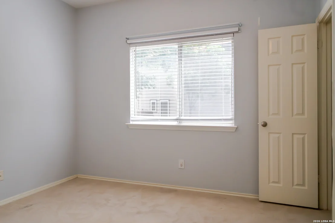 Photo of 8607 Belhaven