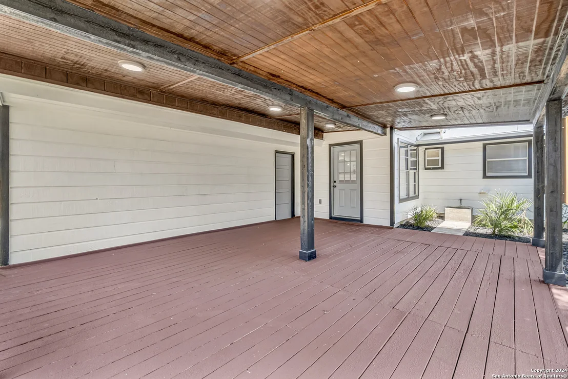 Photo of 5552 SLATTERY ST