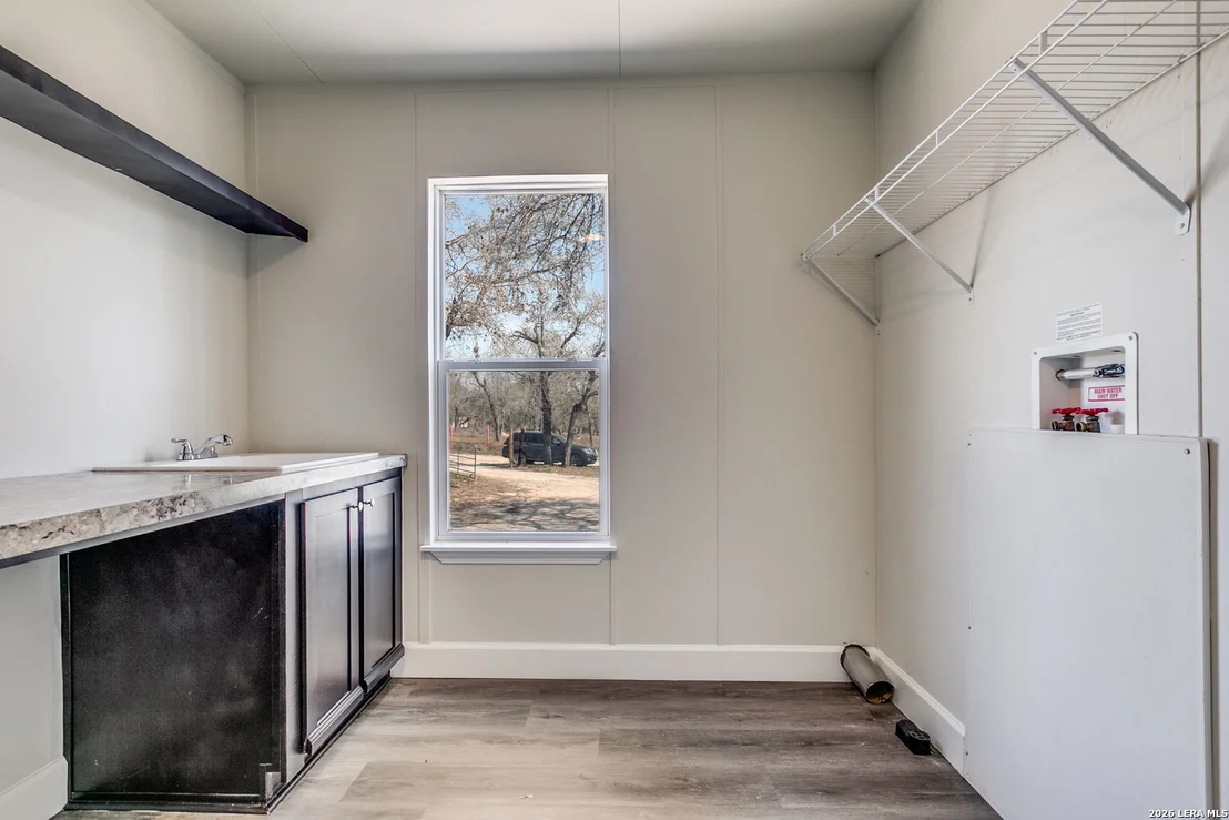 Photo of 25221 PROGRESS RD