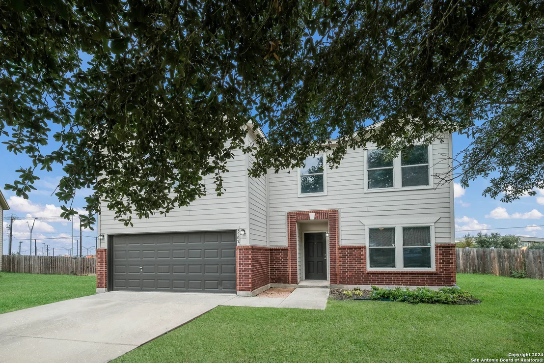 Photo of 8902 Catkin Meadow