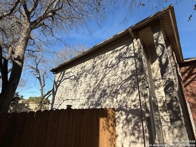 Photo of 7823 Crystal point