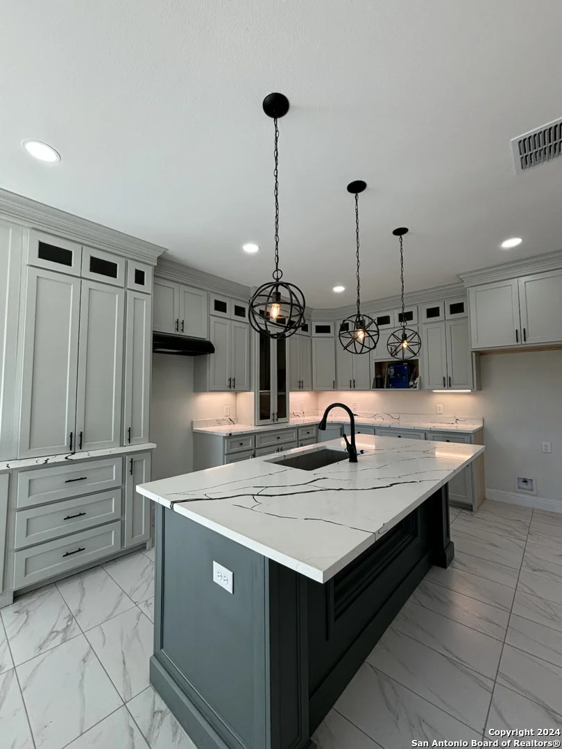 Photo of 805 N CAMP STREET