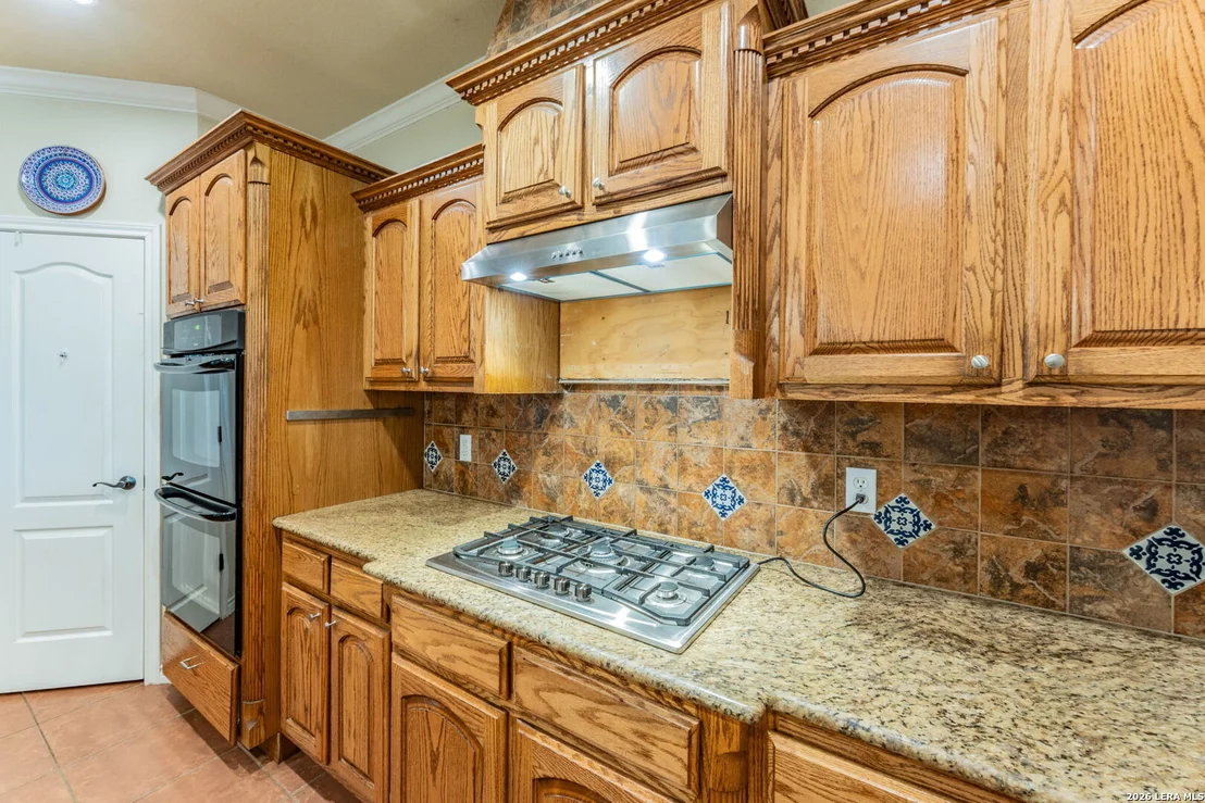 Photo of 810 MOCKINGBIRD LN