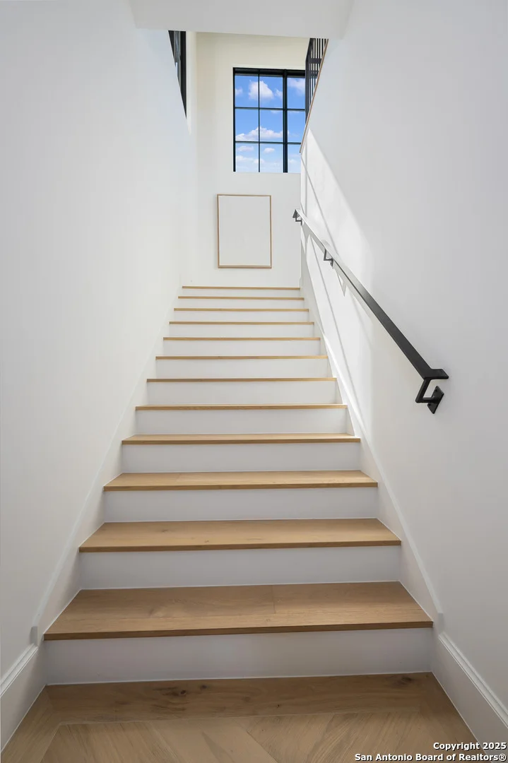Photo of 7126 Bluff Strand