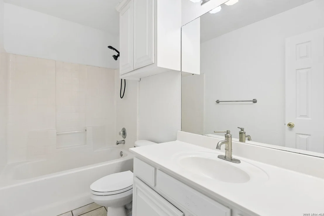 Photo of 2148 Stonehaven