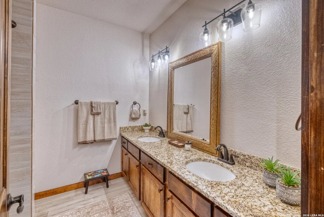 Photo of 863 Flatrock Circle