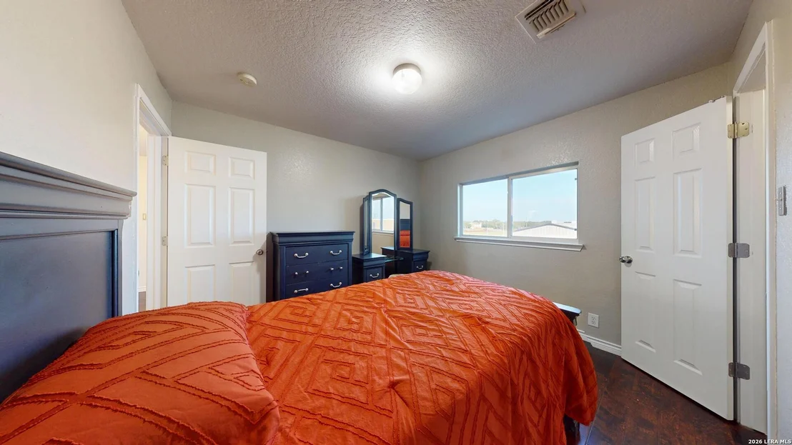 Photo of 147 WOODSTONE LOOP