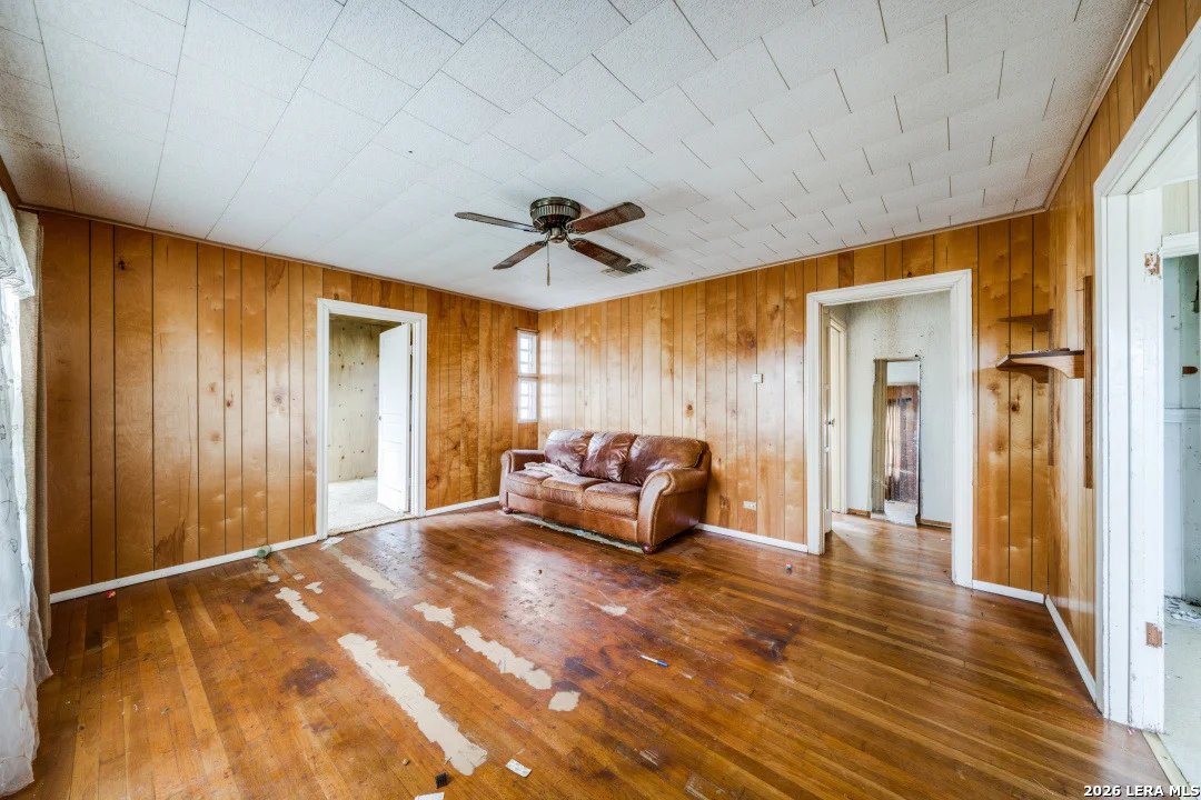 Photo of 513 GILLETTE BLVD
