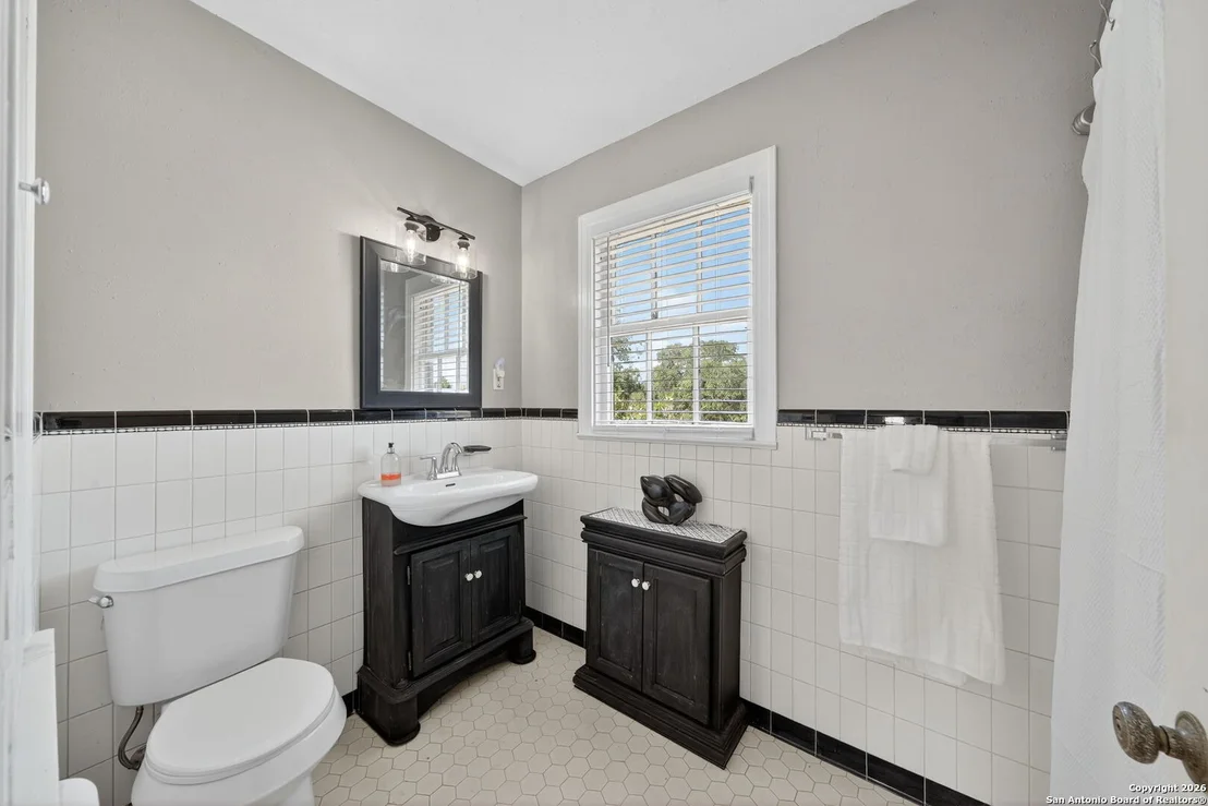 Photo of 501 Del Mar
