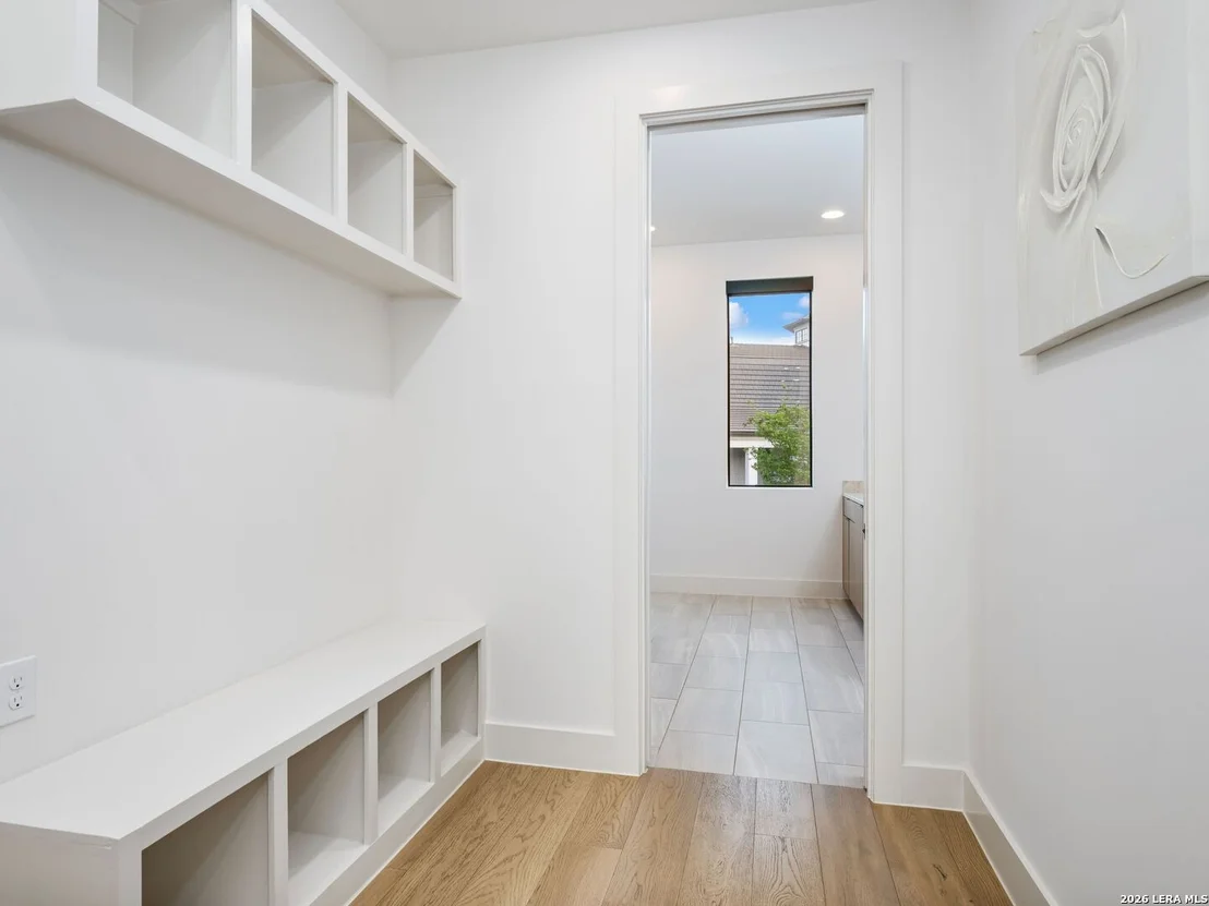 Photo of 211 Wellesley Hill
