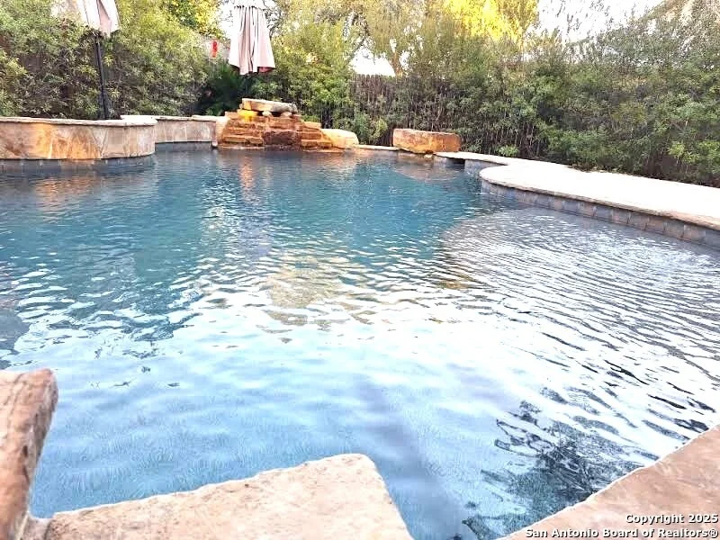 Photo of 1601 Mountain Brook