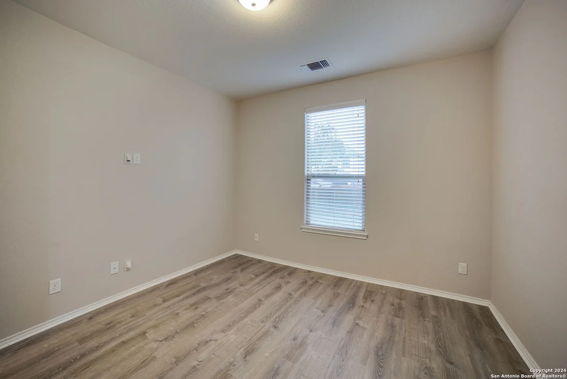 Photo of 20208 OAK PANACHE