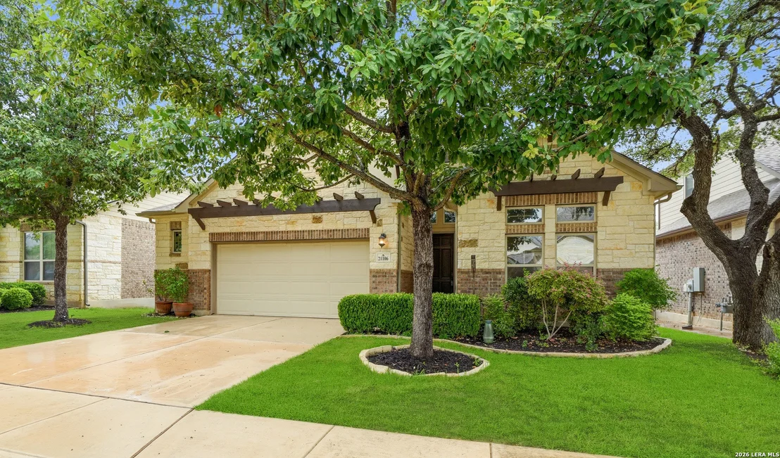 Photo of 21106 Capri Oaks