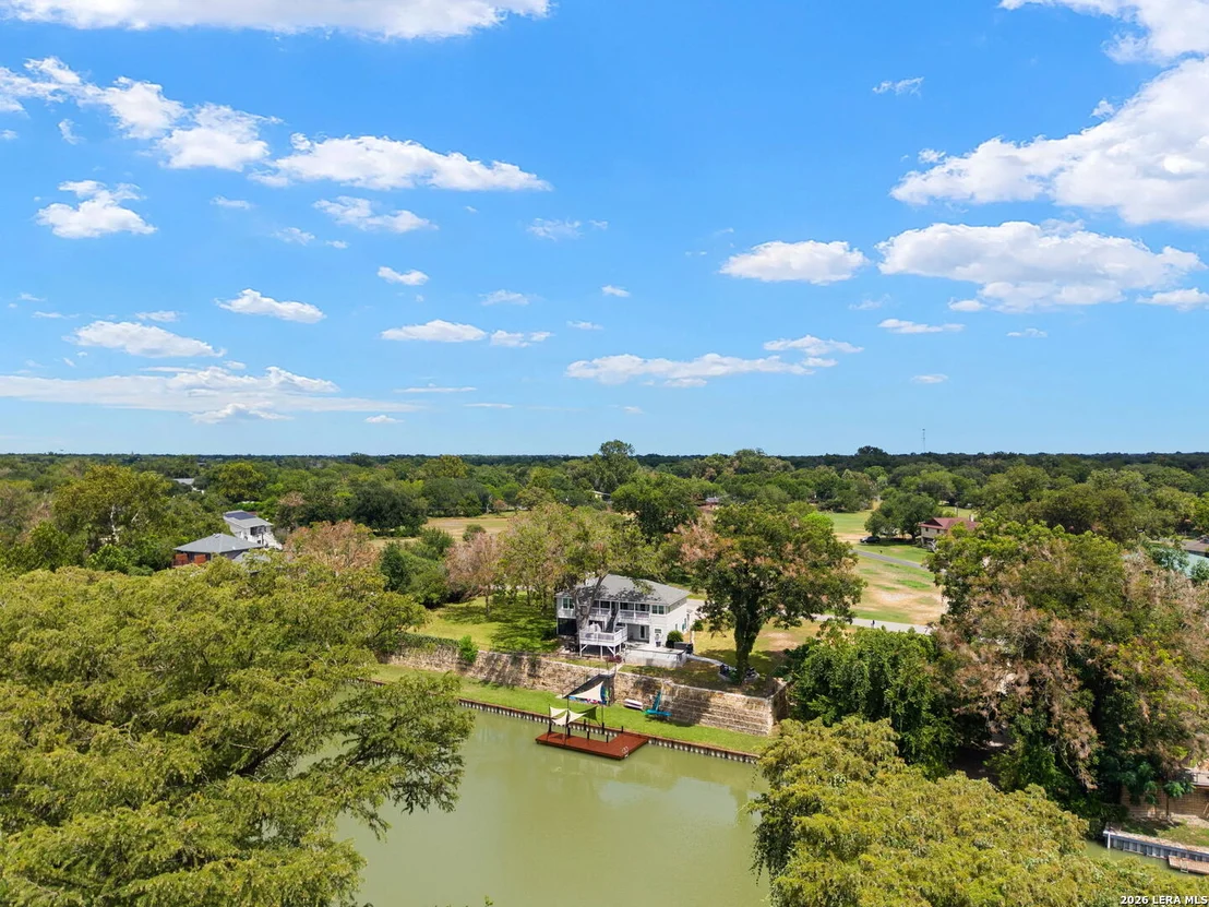 Photo of 34 river oak