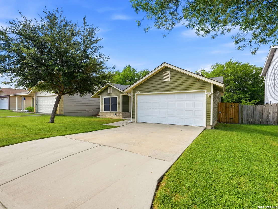Photo of 7914 WAYSIDE TRL