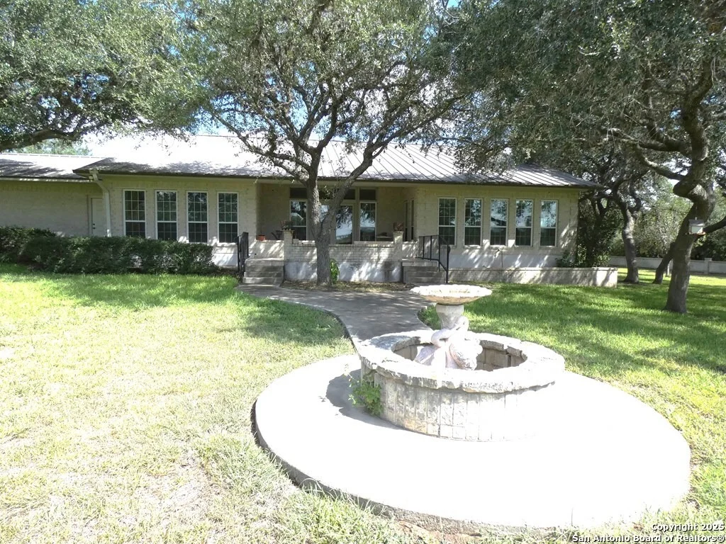 Photo of 133 Fairway Ridge