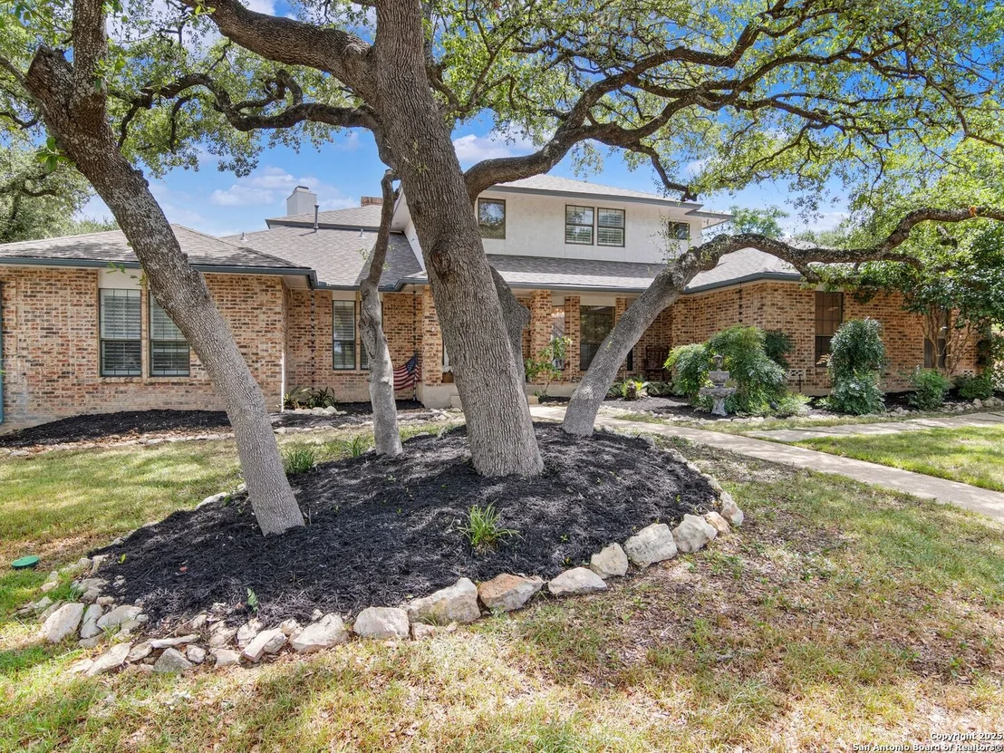 Photo of 13700 Bluffmont