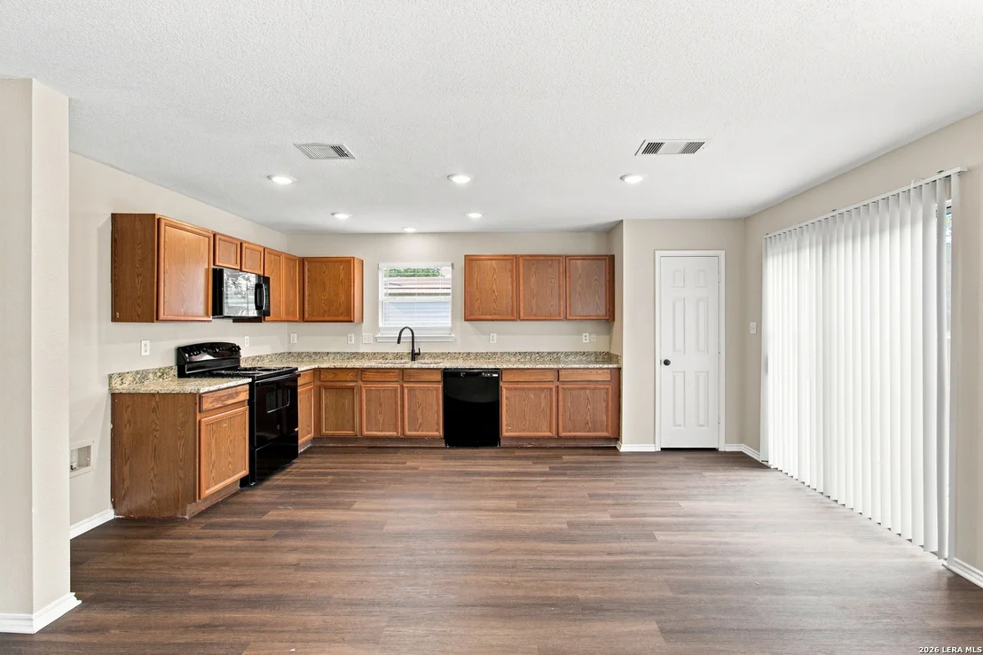 Photo of 10231 Shady Meadows