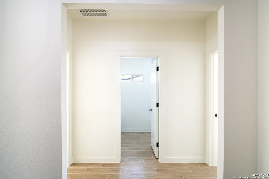 Photo of 15125 norvell