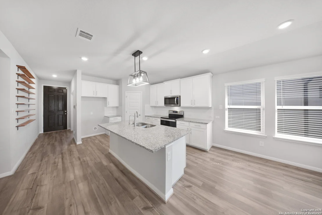Photo of 752 Clara Park