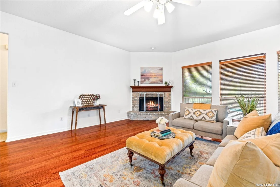 Photo of 4602 Scenic Cir