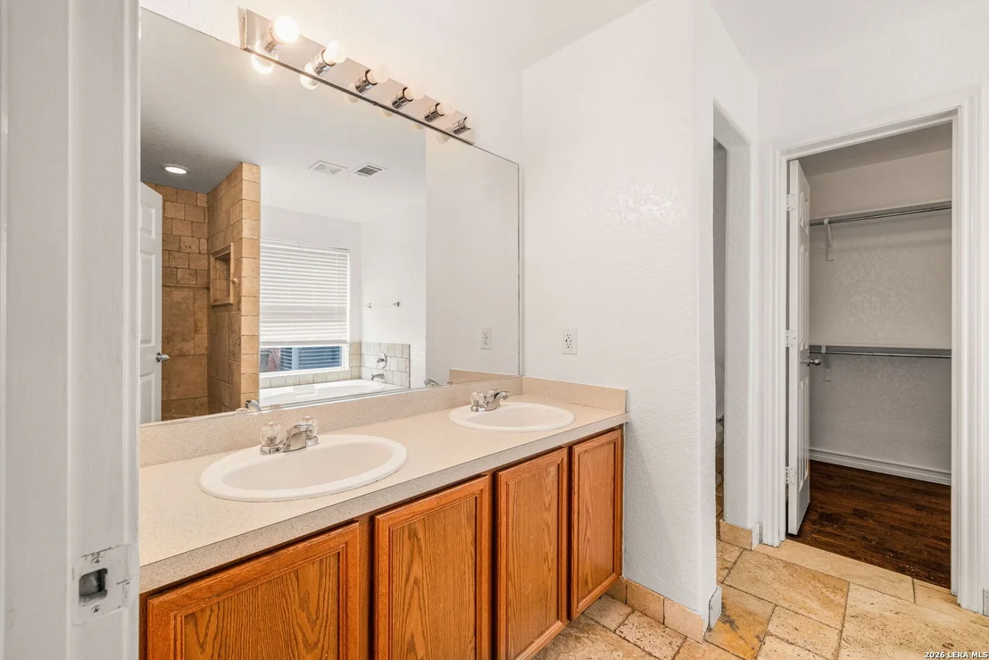 Photo of 9027 Timber Laurel