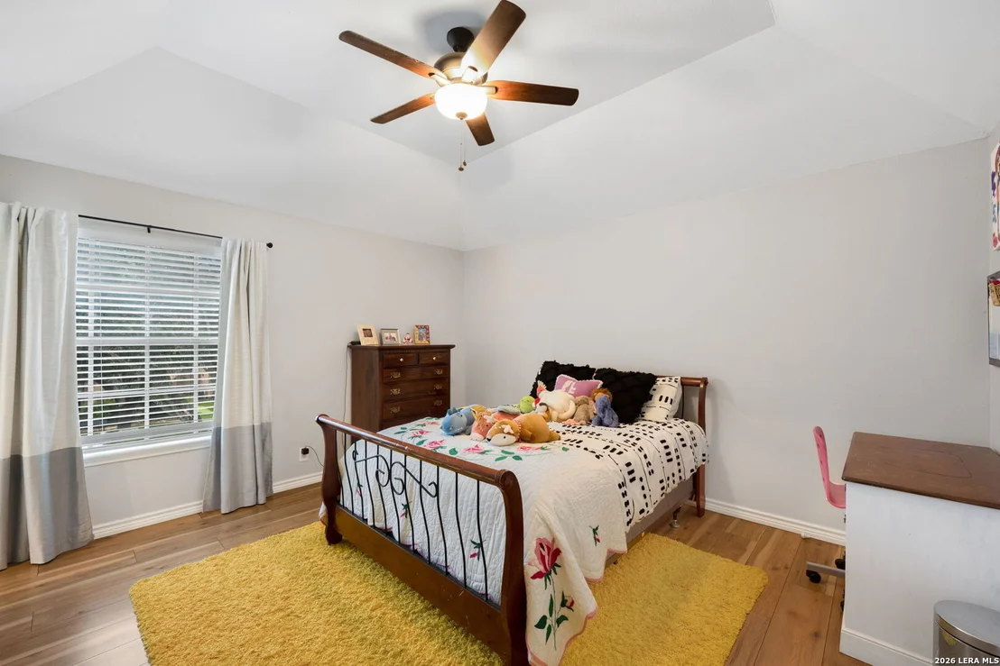 Photo of 15015 OAK BRIAR
