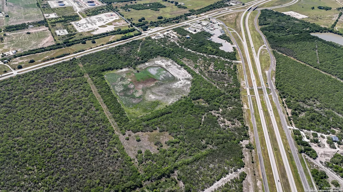 Photo of 6266 Highway 281