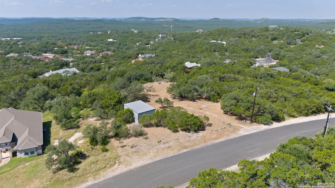 Photo of 1056 FLAGSTONE DR