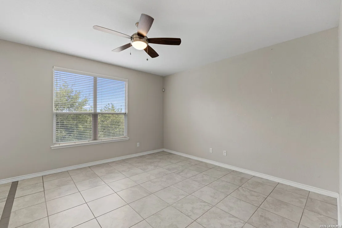 Photo of 1302 Hummingbird
